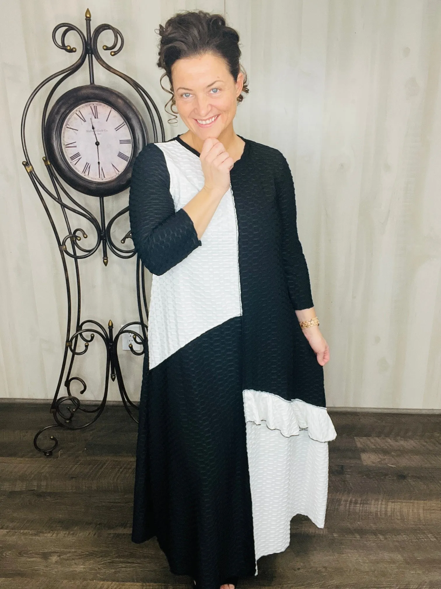 🔥 DOOR BUSTER "Special Times" Dress- Black & White