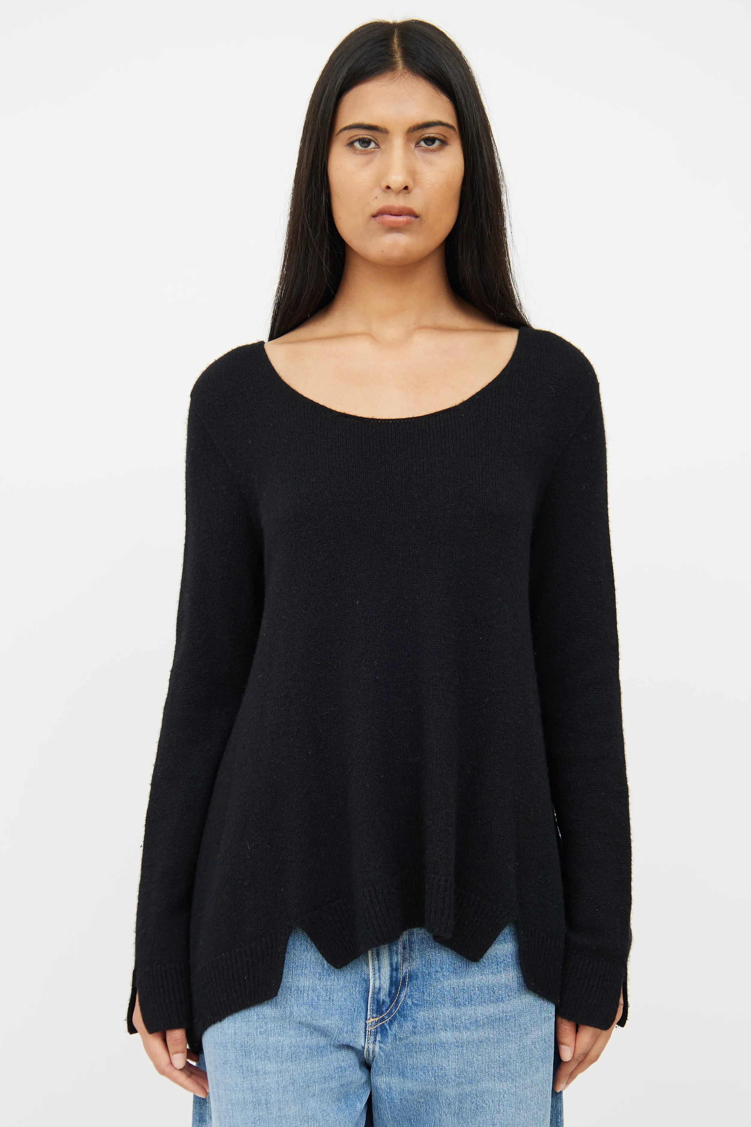 Black Cashmere Knit Scoop Neck Sweater