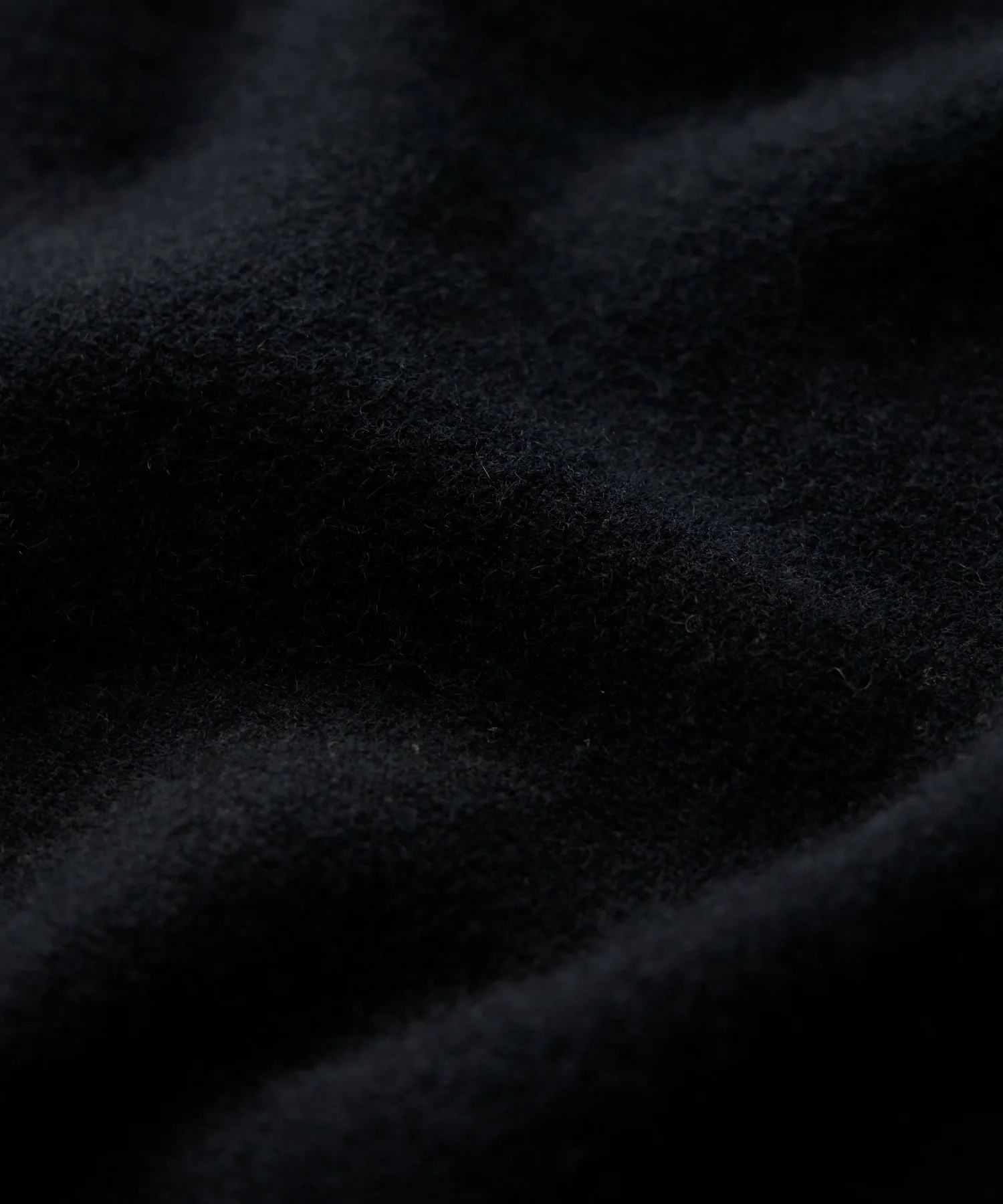 Cashmere Crewneck in Black