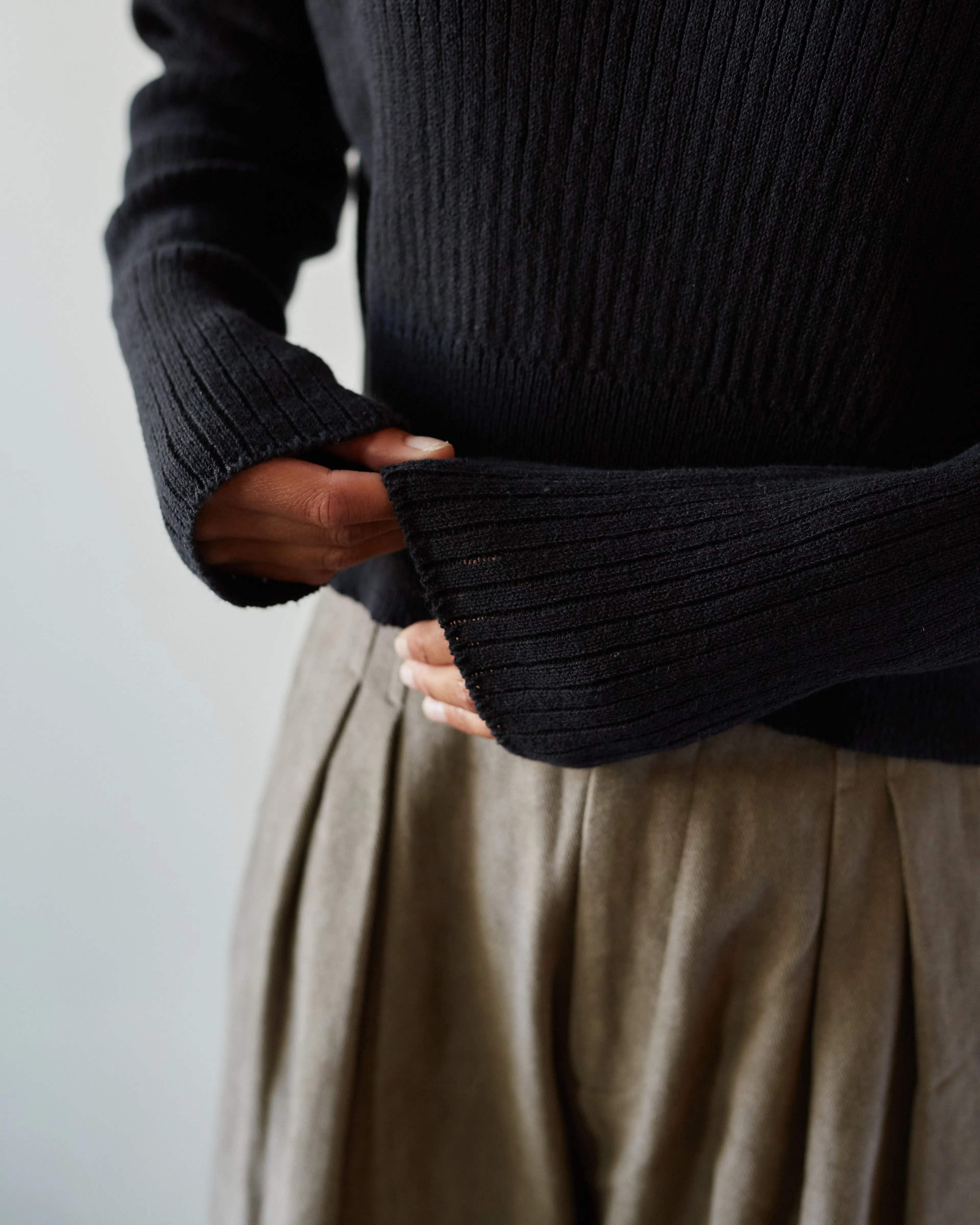 Cordera Cropped Sweater, Black