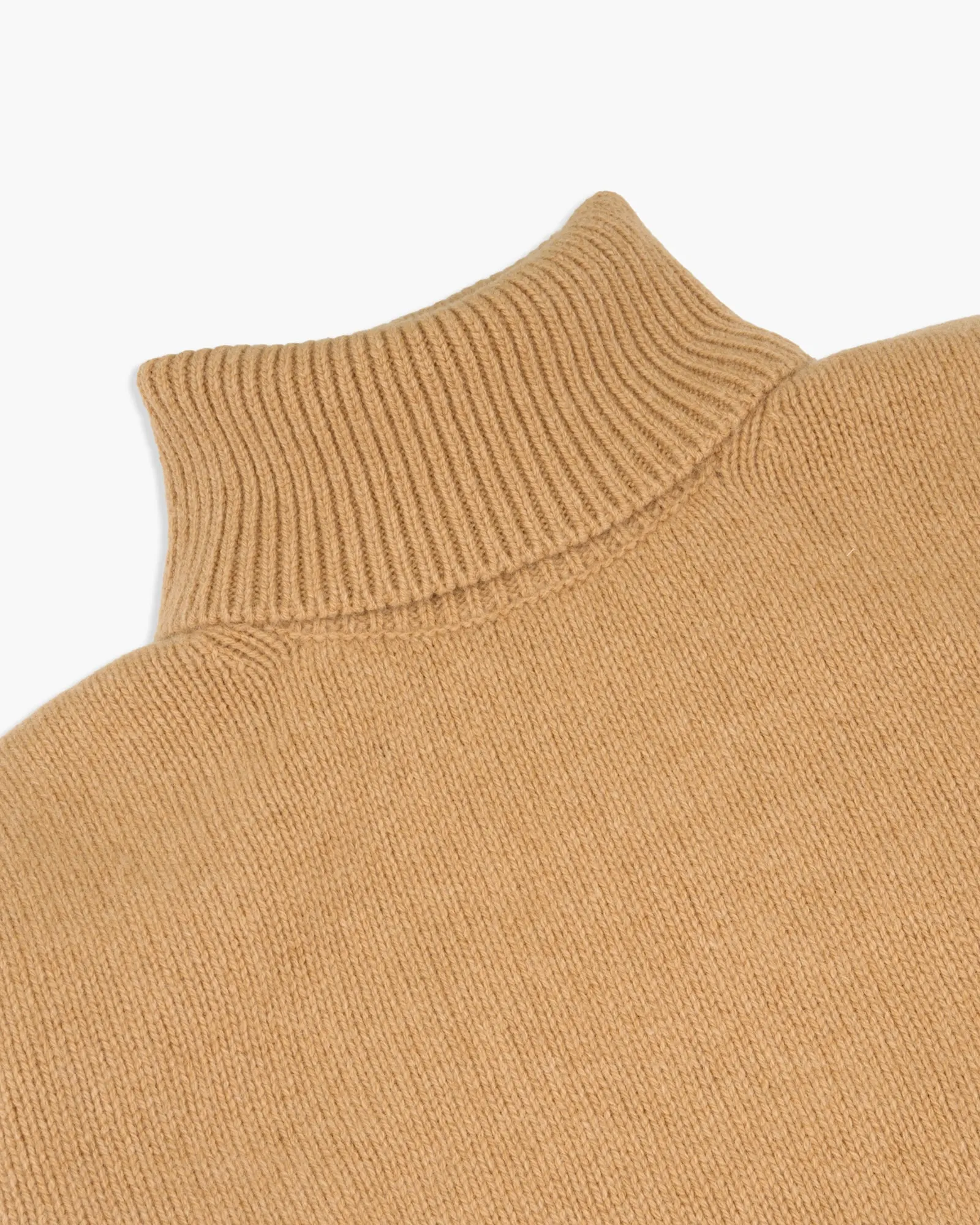 Merz b. Schwanen Good Basics LOCT01 Merino Wool & Cashmere Relaxed Turtleneck Pullover - Toffee