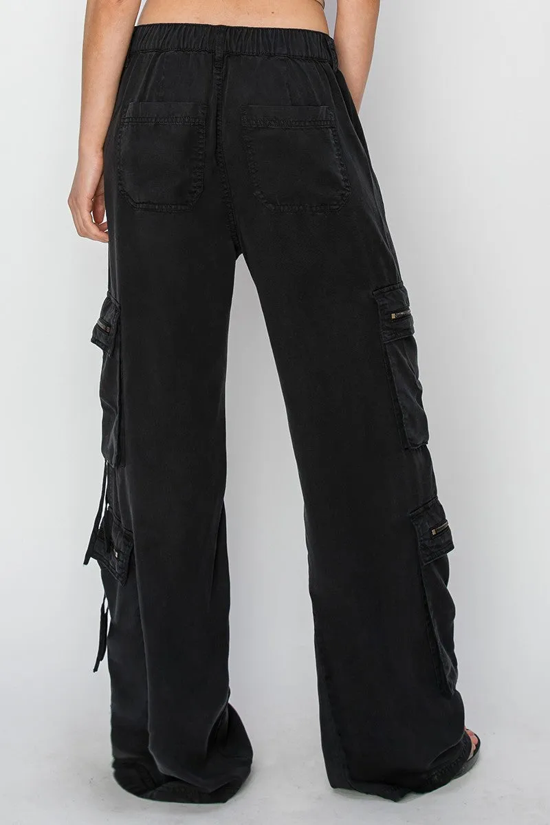 Multi Pocket Cargo Pant