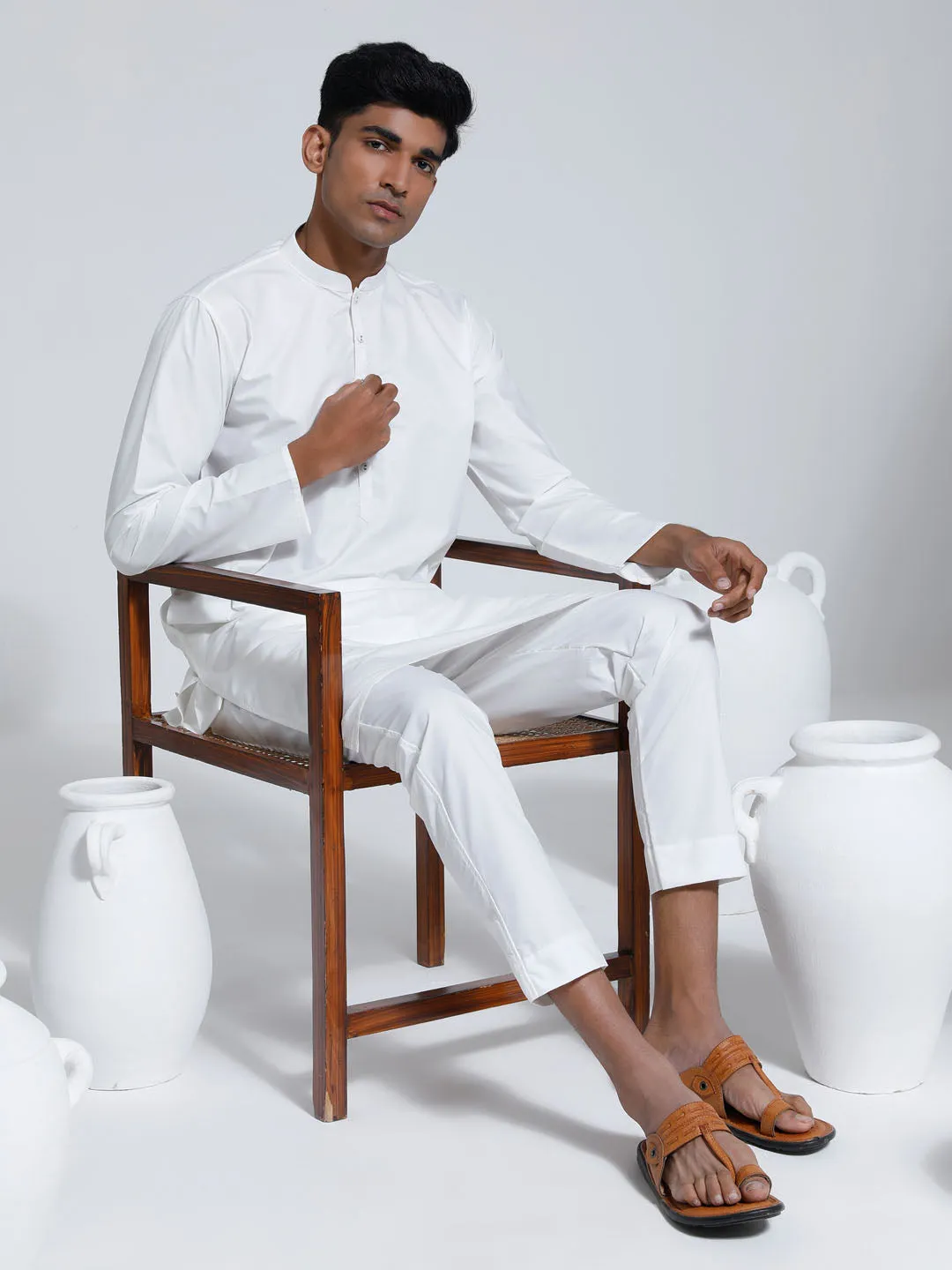 VASTRAMAY White Cotton Silk Kurta Pyjama Set