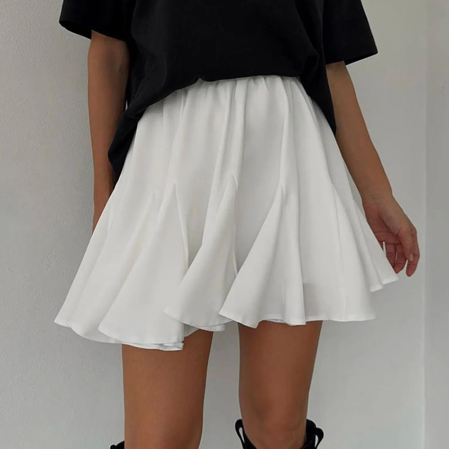 Women's Pleated Skater Skirt Flowy Ruffle A Line Short Skirt High Waisted Basic Flared Mini Lingerie Skirts Casual